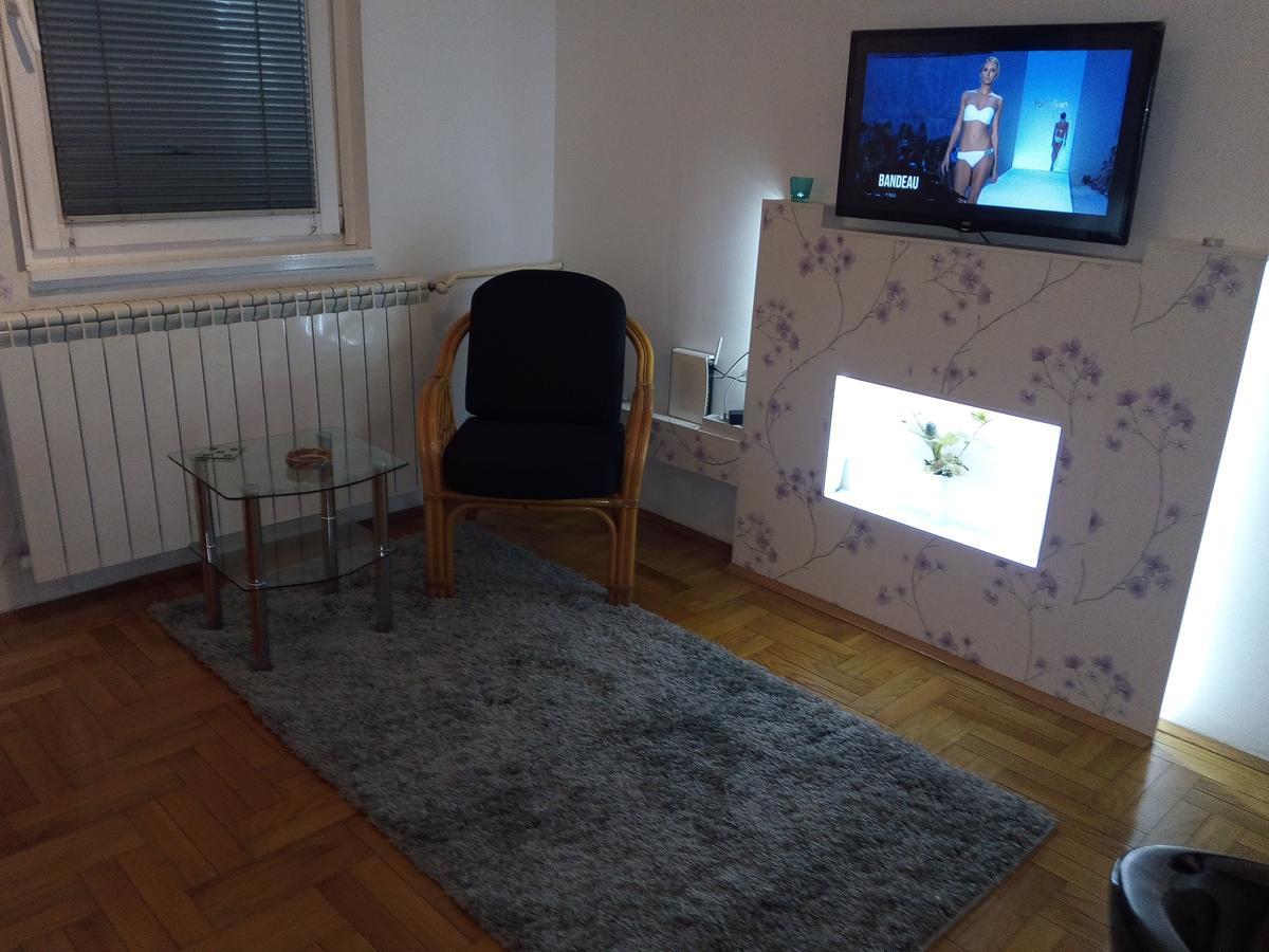 Apartment Aska Belgrád Kültér fotó